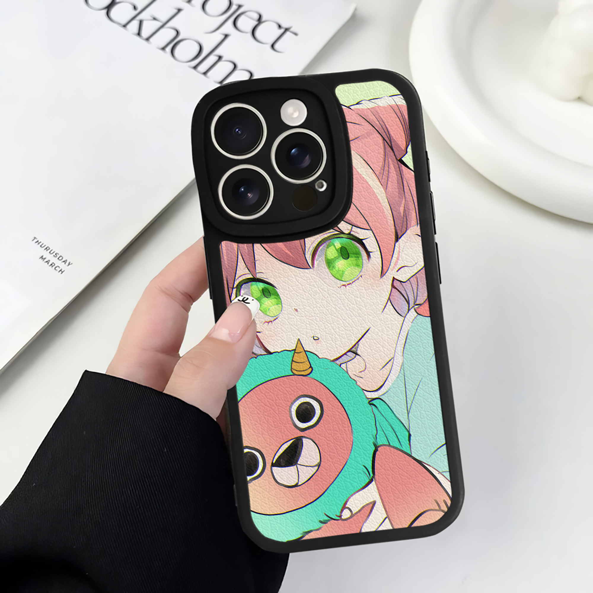 （画像用） SPY×FAMILY间谍家家酒 【iPhone 16シリーズ対応】シリコンスマホケース（レザー調） 材質：シリコン